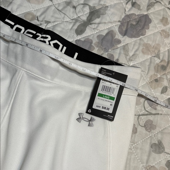 Under Armour White softball pants L - Picture 4 of 11